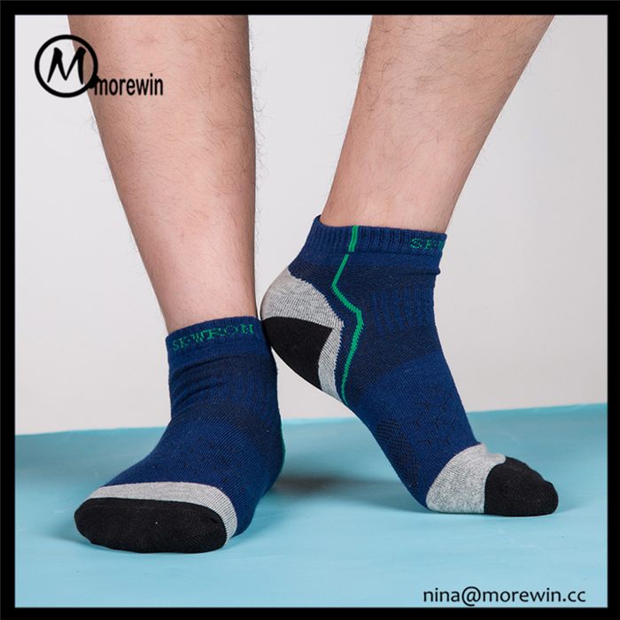Morewin Custom Brand Sports Compression Ankle Socks For Man - Promo Items