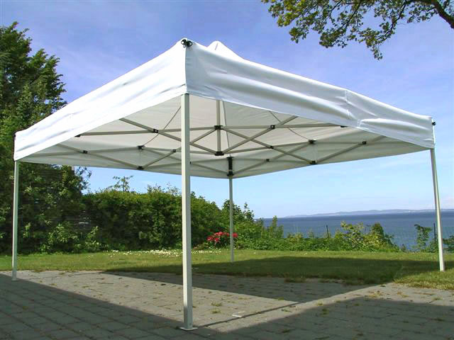 Outdoor Pop Up Tents