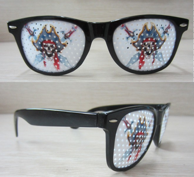 Pinhole Eyeglasses With Color Painting Printing On Lens