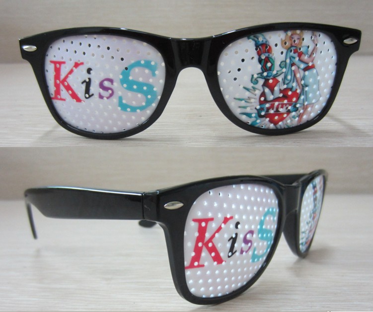 Pinhole Eyeglasses With Color Painting Printing On Lens