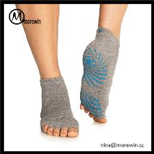 Morewin Custom Wholesale Women's Anti-slip Half Toe Yoga/Pilates Socks wholesale, custom printed logo Morewin Custom Wholesale Women's Anti-slip Half Toe Yoga/Pilates Socks wholesale, custom printed logo